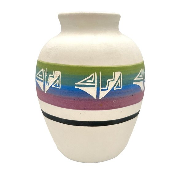 Navajo Hand Etched Pottery Vase Colorful Native American Signed Southwest 5.5" - Picture 2 of 7